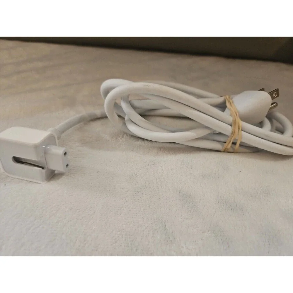 Apple 2.5A 125v Genuine Original Longwell E344534 6' AC Power Cord Cable